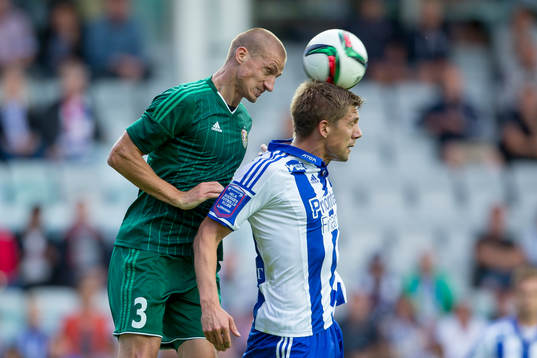 IFK Göteborgs Mikael Boman vinner nickduell mot Slask