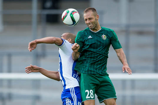 Slask Wroclaws Flavio Paixao vinner nickduell mot IFK