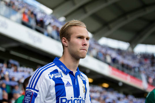 IFK Göteborgs Gustav Engvall innan fotbollsmatchen i