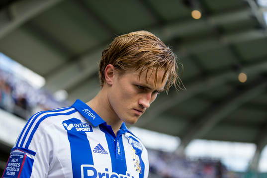 IFK Göteborgs Thomas Rogne innan fotbollsmatchen i kvalet