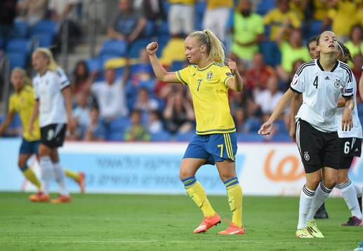 Tove Almqvist of Sweden