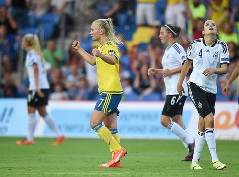Tove Almqvist of Sweden
