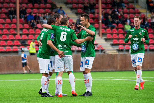 Jönköpings Fredik Olsson (m) jublar