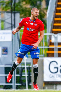 Helsingborgs Robin Simovic firar 2-0