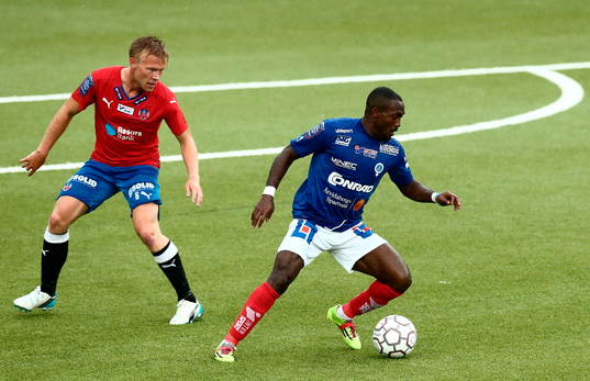 Andreas Landgren och Åtvidabergs John Owoeri