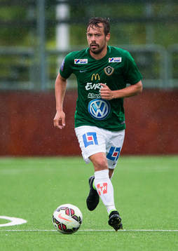 Jönköpings Fredric Fendrich med bollen