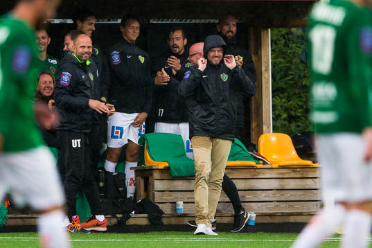 Jönköpings tränare Jimmy Thelin jublar