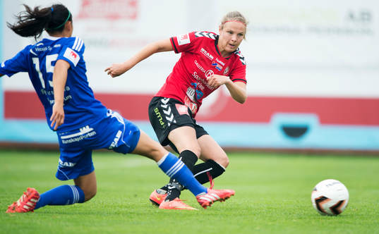 Kristianstads Therese Ivarsson och Vittsjös Michelle Pao i