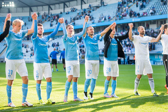 Malmö FFs spelare tackar publikens