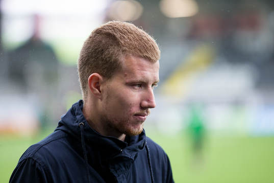 Feyenoord proffset Simon Gustafson och tidigare Häcken