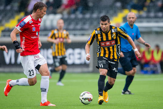 Häckens Paulo De Oliveira och Kalmars Viktor Elm