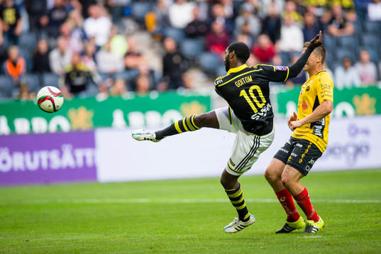 s Henok Goitom gör 4-0 målet