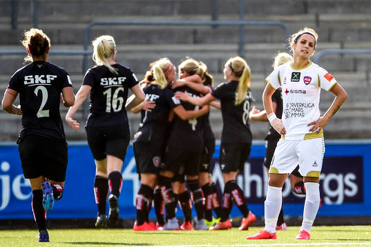 Rosengårds Natasa Andonova deppar