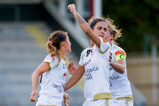 FC Rosengårds Natasa Andonova jublar