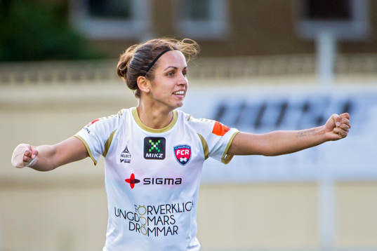 FC Rosengårds Natasa Andonova jublar