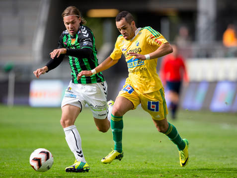 Ljungskiles Ahmed El Amrani före GAIS Danny Ervik