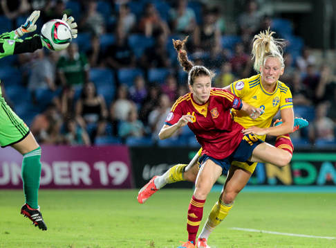 Sveriges Stina Blackstenius  gör 2-0