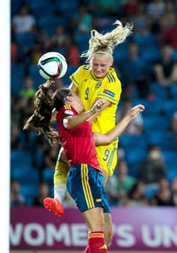 Sveriges Stina Blackstenius gör 1-0 målet