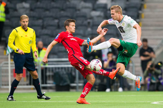 Norrköpings Arnor Ingvi Traustason och Hammarbys Erik