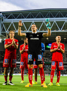 Norrköpings målvakt David Mitov Nilsson och hans