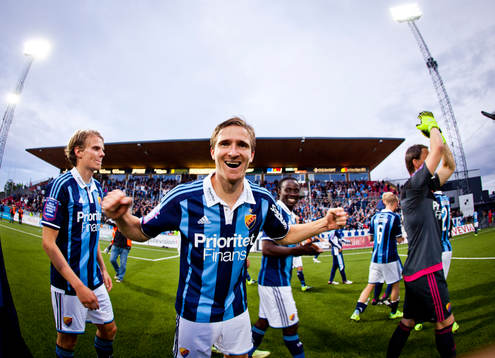 Djurgårdens Jesper Arvidsson gör 0-1 och jublar