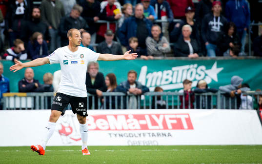 Örebros Pär Ericsson gör debut i Örebro