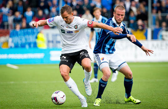 Örebros Robert Åhman Persson och Djurgårdens Alexander