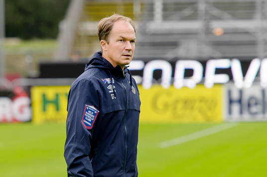 Gefles assisterande tränaren Thomas Andersson före en