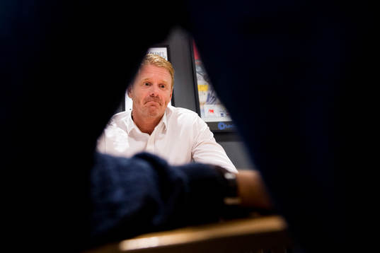 Rögles nya klubbdirektör Marcus Thuresson ser deppig ut