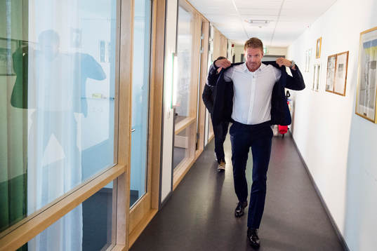 Rögles nya klubbdirektör Marcus Thuresson på sitt kontor