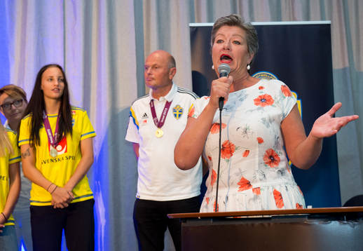 Sveriges F19-spelare hyllas för sitt EM-guld i fotboll av