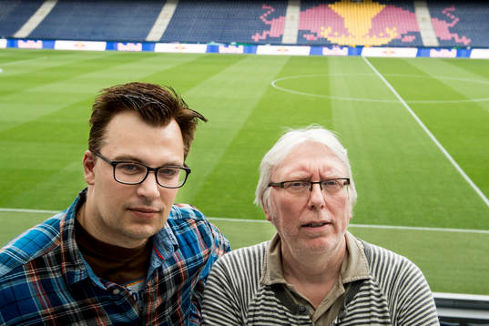 Bylinebild, Christoffer Ekmark och Ole Törner reportrar
