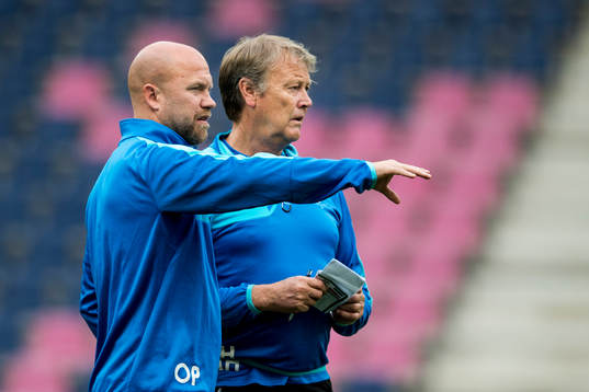 Malmö FFs assisterande tränare Olof Persson och tränare