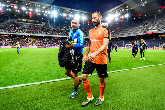 Malmö FFs målvakt Johan Wiland deppar