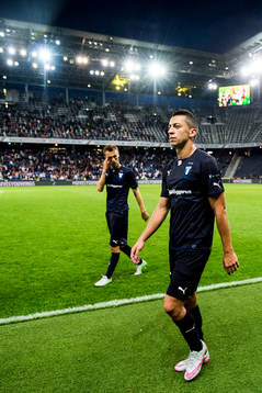 Malmö FFs Magnus Wolff Eikrem och Nikola Djurjic deppar