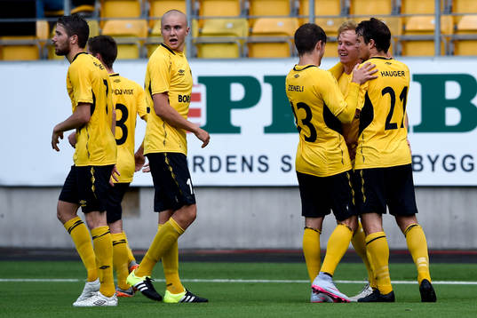 Elfsborgs Simon Lundevall jublar