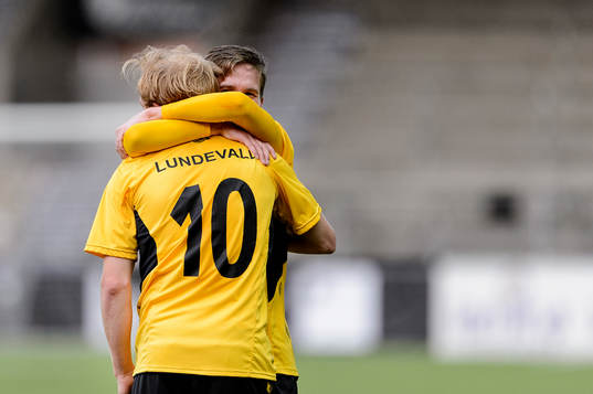 Elfsborgs Simon Lundevall jublar