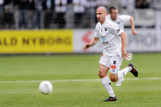 under en fotbollsmatch i Europa League mellan Elfsborg och