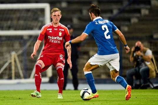 IFK Göteborgs Sören Rieks och Belenenses João Amorim