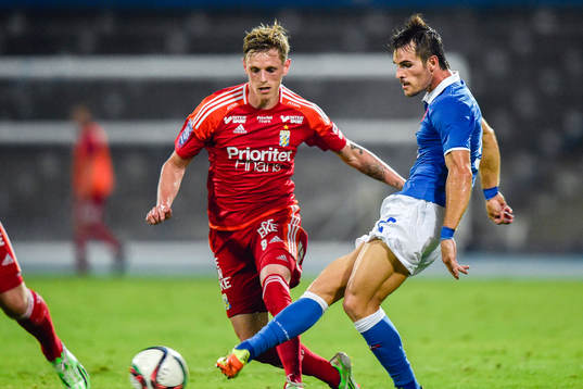 IFK Göteborgs Jakob Ankersen och Belenenses João Amorim