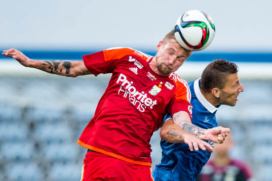 IFK Göteborgs Sebastian Eriksson och Belenenses André