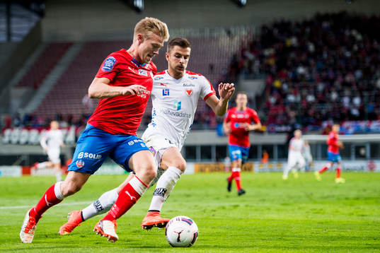 Helsingborgs Andreas Landgren och Kalmars Filip Sachpekidis