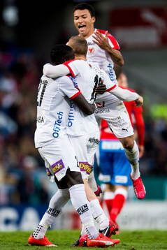 Kalmars Emin Nouri hoppar upp och jublar med Tobias
