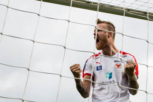 Kalmars Marcus Nilsson jublar