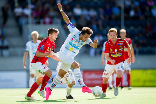 Falkenbergs David Svensson drar Gefles Dardan Mustafa i
