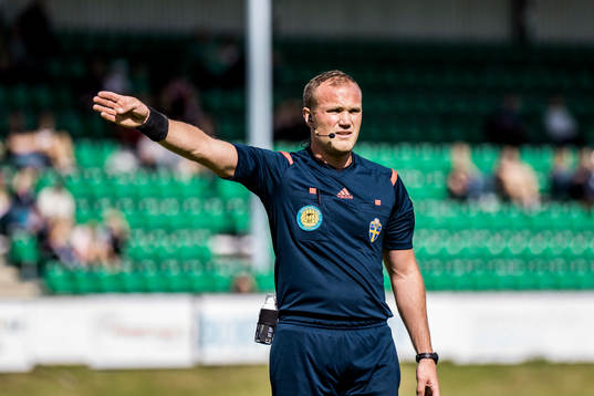 Domare Patrik Eriksson