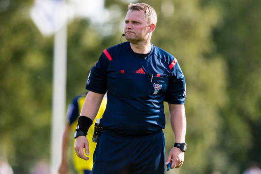 Domaren Lars Müller
