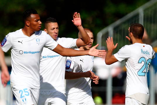 Malmö FFs Nikola Djurjic firar