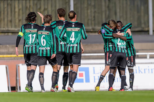 Varbergs Nsima Peter jublar