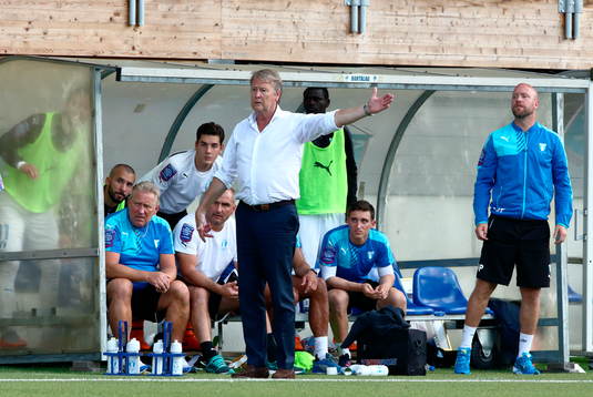 Malmö FFs tränare Åge Hareide reagerar